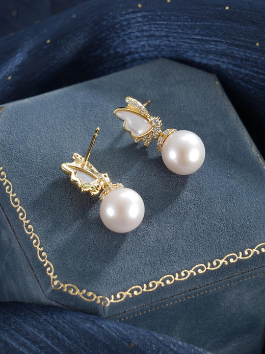 子佩集【蝶梦星河】银S925珍珠惜王妃耳钉【MLEH017】9.5mm珠镀金白贝母蝴蝶2601 商品图3