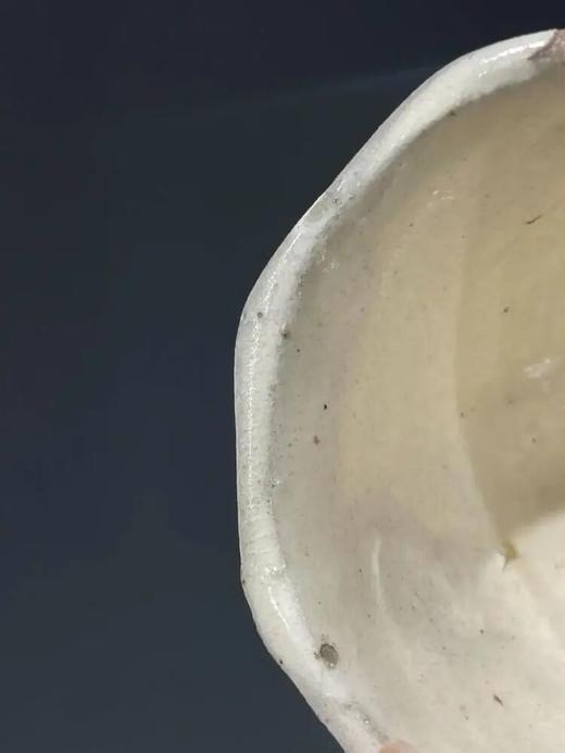 磁州窑白釉印花莲瓣纹八方杯，顺丰包邮 商品图2