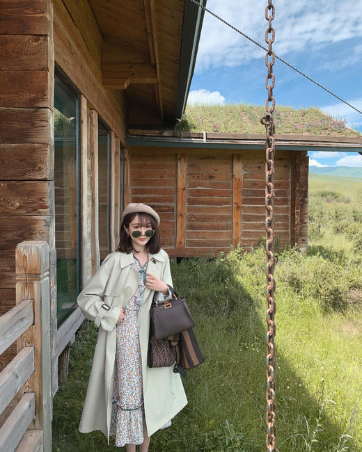 金蘑菇菇【 海牙秋天】法式茶歇裙印花裙碎花裙气质连衣裙中长款 商品图1