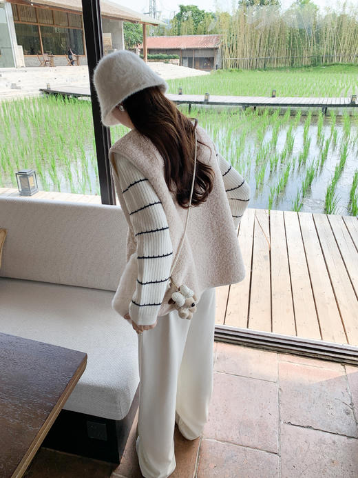 <曾小咸推荐>现货秒杀 ！微信超特价！撞色边马甲外套 日常159.99 立减60 秒杀99.99！！拉链针织衫  秒杀89.99！！ 商品图9