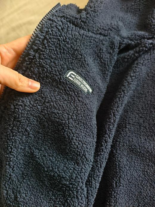 【两面穿外套/马甲】小软壳5.0 防风防水 抗寒聚暖 秋冬户外儿童防水冲锋软壳衣 抓绒夹棉 马甲连帽上衣 男女童加绒 可双面穿外套/马甲夹克 商品图12