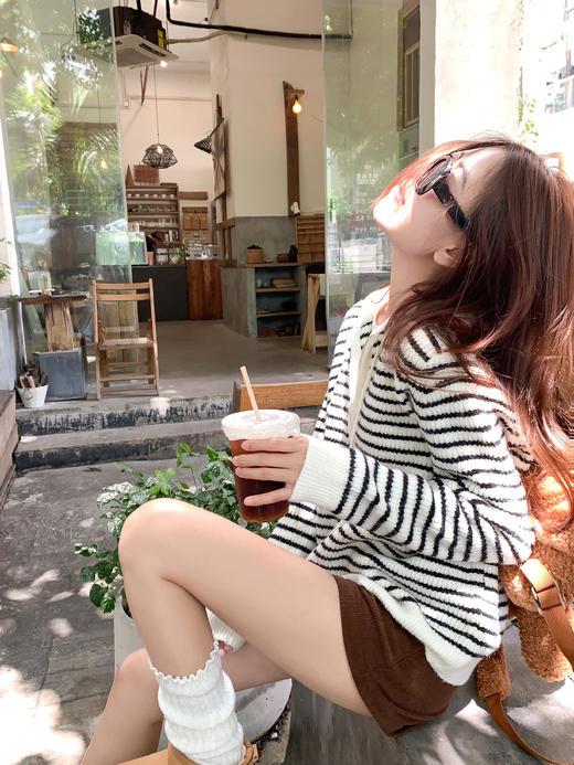 <曾小咸推荐>现货秒杀 ！微信超特价！韩系3色条纹连帽针织开衫 日常199.99 立减100 秒杀99.99！！ 商品图6