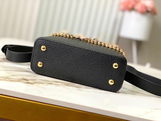 秋冬特惠💰1630 渠道级LV 新品 te级LV 动态芯片 M26814/M48865黑金光线链条款 商品图8