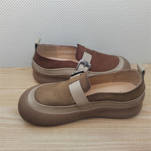 2025春季新款豪行真皮单鞋25143002女生百搭时尚休闲软底板鞋 商品图2