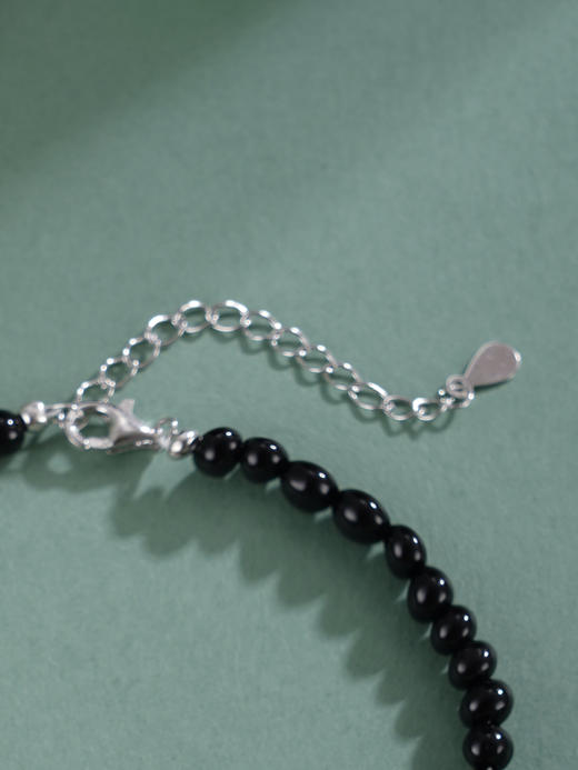 子佩集【黑白秘境】银S925珍珠惜王妃手链【SPB0260002】4mm黑珠10*12mm巴洛克扁珠黑白2601 商品图5