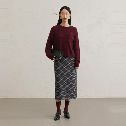 NEELLY纳俪商城同款冬季新款经典条纹字母标简约针织衫女圆领毛衣N25114A04557 商品图2