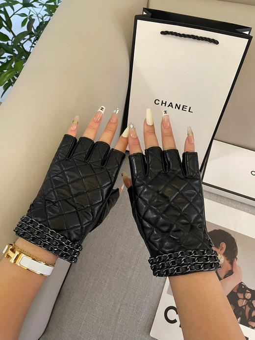秋冬特惠💰260 香奈儿女士新款高档毛呢短款手套 商品图8