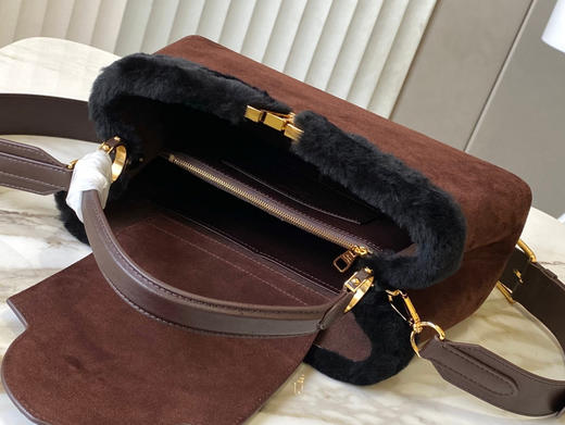 秋冬特惠💰1600 渠道级LV 新品 te级LV 动态芯片 M26323/M48865棕拼黑绒毛 商品图4