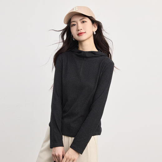 【1/21新品】熙世界软壳户外连帽上衣女2025年秋冬新款修身长袖正肩T恤打底衫 商品图4