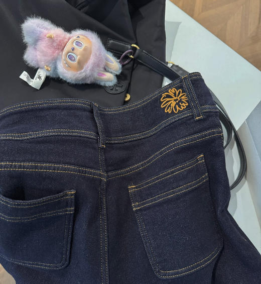 朗姿雏菊系列 双扣复古直筒牛仔裤 商品图3