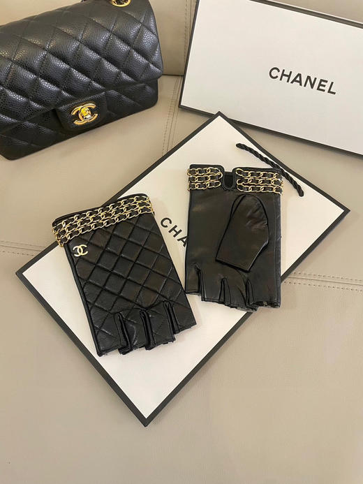 秋冬特惠💰260 香奈儿女士新款高档毛呢短款手套 商品图3