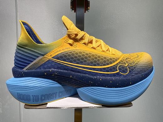 【春上新】【7折】7楼索康尼啡翼2款号S30994-204吊牌价2090折扣价463 商品图0