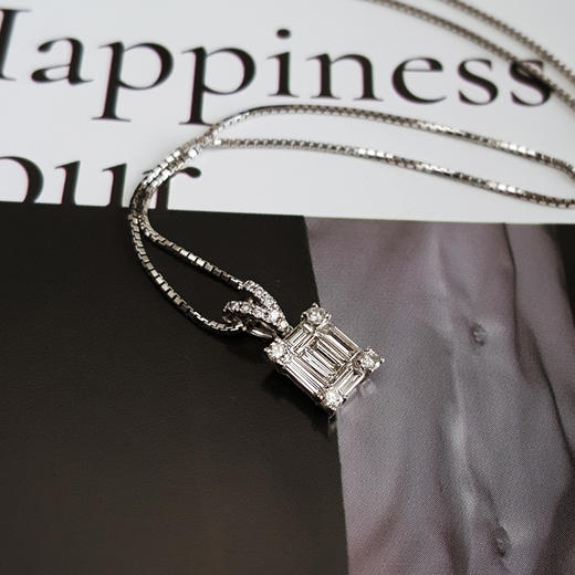 AU750白金经典时尚0.44克拉群镶钻石吊坠项链14.0*6.9*3.4MM（皆取最大值）链长：40CM 171225NJS76 商品图2