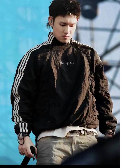 F010755联名款运动立领舒适简约男款夹克外套 商品图7