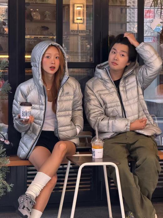 NB明星同款情侣款连帽白鹅绒羽绒服 商品图3