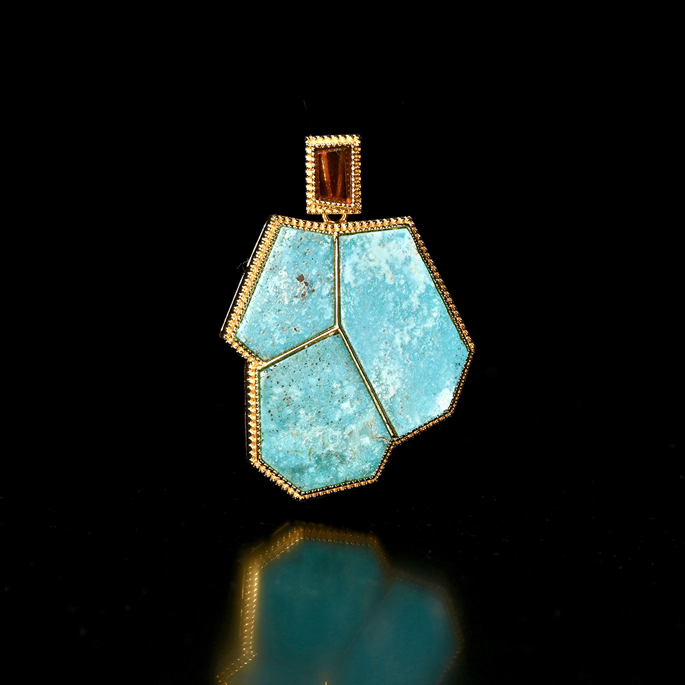 夏商绿松石嵌片+千年石榴石“引凤”项坠