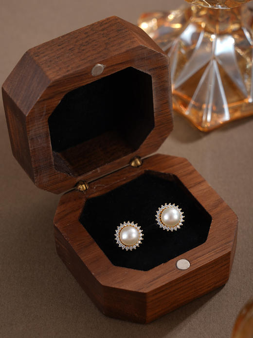 子佩集【霁光女王】银S925珍珠惜王妃耳钉【MZEH002】5.8mm珠镀金太阳花2601 商品图2