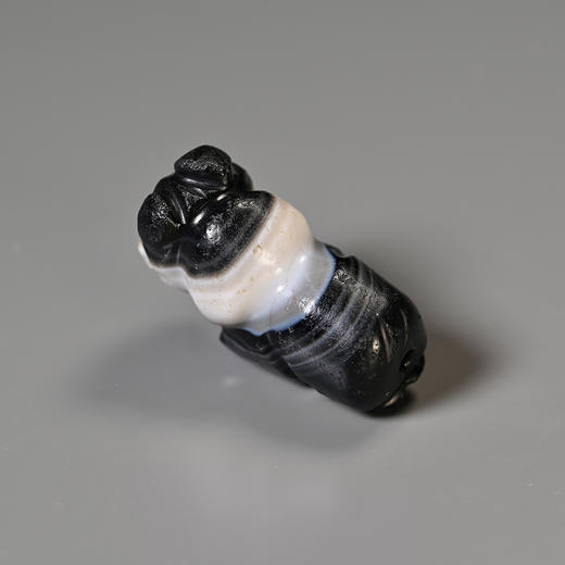 南亚高古缠丝玛瑙圆雕瑞兽 商品图6