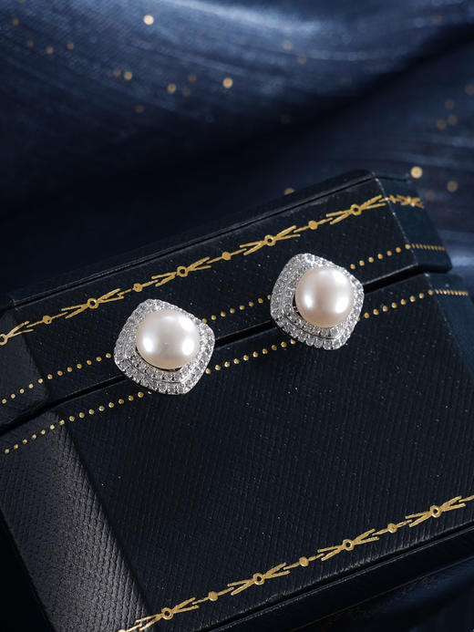 子佩集【芳华之梦】银S925珍珠惜王妃耳钉【SPE0570003】7.5mm珠方块2601 商品图9