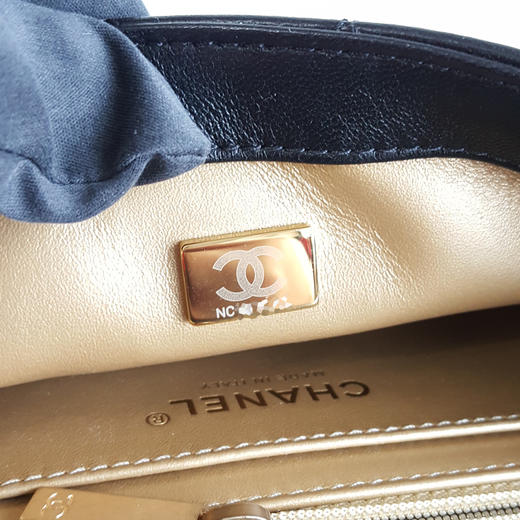 【95新】CHANEL香奈儿CF系列AS1787 B02916 94305黑金羊皮大mini金球CF链条包单肩斜挎包女士 301225NJS29 商品图7