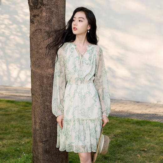 三彩2026春季新款系带V领碎花雪纺裙法式连衣裙A字裙大摆裙S 商品图1