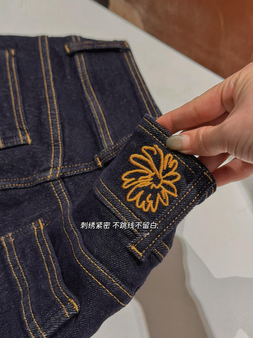 朗姿雏菊系列 双扣复古直筒牛仔裤 商品图0