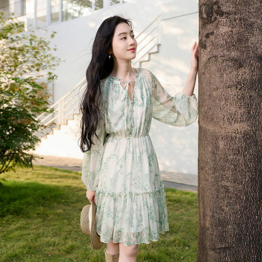 三彩2026春季新款系带V领碎花雪纺裙法式连衣裙A字裙大摆裙S 商品图3