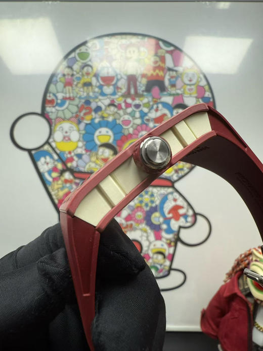 『高定版➕原版开模细节』理查德RM1-02 方形腕表
五级钛合金定制壳套 拉丝工艺完美
搭载最新开模一体机 真摆轮真擒纵轮
搭配天然橡胶表带 纯钛拉丝表扣刻字深
完美贴合手腕 佩戴舒适度极佳👍🏻❕ 商品图2