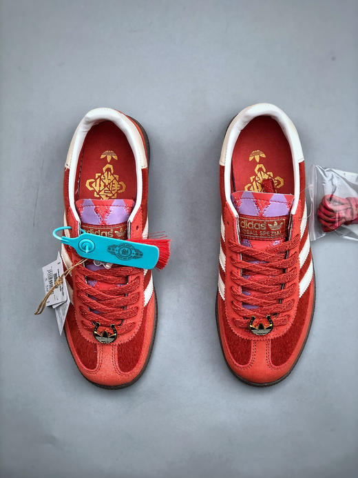 点此购买 阿迪Handball Spezial马年限定中国红男女款经典复古休闲板鞋 98 339202 商品图4