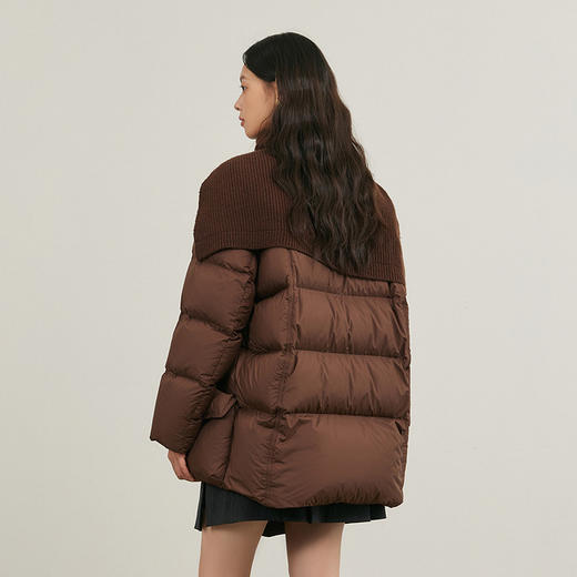 NEELLY纳俪商场同款冬季新款复古针织披肩保暖外套女白鸭绒羽绒服N25114L04608 商品图1