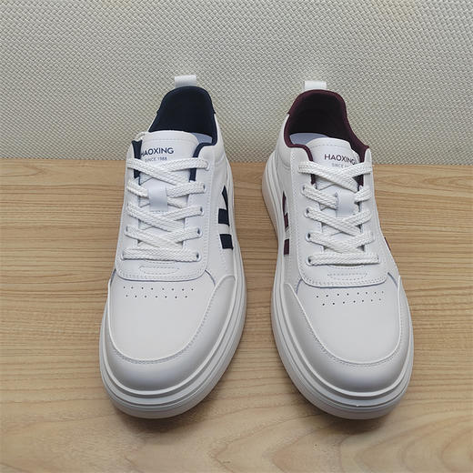 2025豪行春季新款15197389牛皮真皮时尚运动休闲男鞋单鞋 商品图1