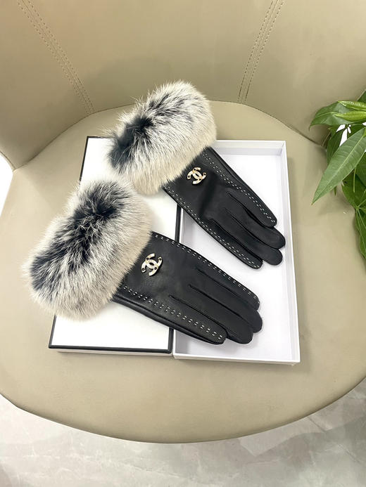 秋冬特惠💰240 香奈儿女士新款高档毛呢短款手套选用进口小羊皮 商品图3