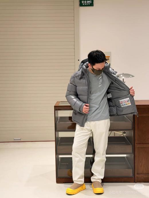 F010708陈奕迅同款防寒保暖银灰色玛雅短款羽绒服 商品图1