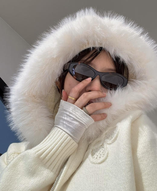 财阀千金风羊毛老花浮雕毛领针织外套 商品图5