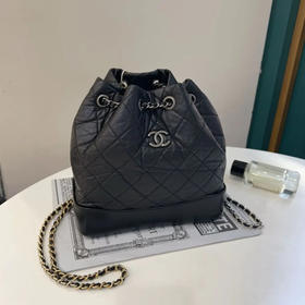 Chanel 流浪 双肩包