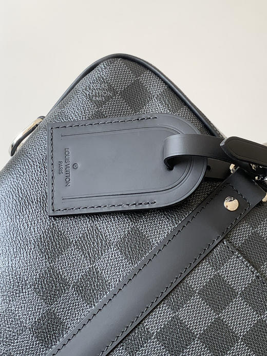 秋冬特惠💰1450 渠道级LV【全钢五金 MB163c01变码芯片】te级LV 全套包装 M46457黑格 男包公文包系列 商品图5