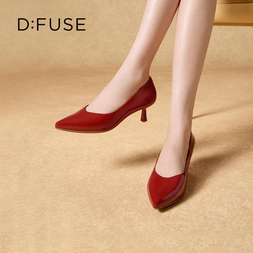 Dfuse迪芙斯2026春季新款尖头低跟舒适单鞋高跟鞋经典通勤高跟鞋DFE1111110 商品图0
