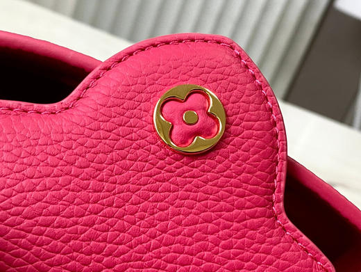 秋冬特惠💰1630 渠道级LV 新品 te级LV 动态芯片 M26507/M48865紫玫红光线链条款 商品图7