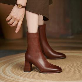 【预售5天】方头粗跟短靴牛皮加绒女靴复古单靴马丁靴高跟瘦瘦靴A08-8