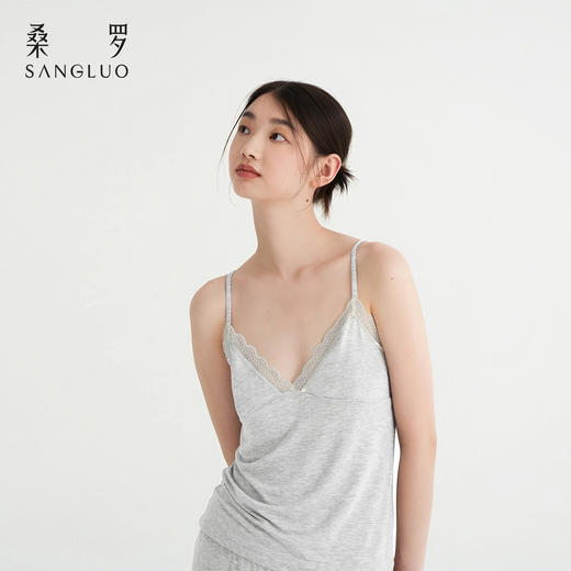 裸感睡眠Bra-in』桑罗纯色蕾丝吊带短裤睡衣套装亲肤透气女家居服 商品图2