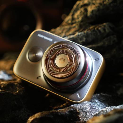 【德国METZ美兹】疯抢中！！下单即送皮包手提礼盒，单反剃须刀 全身防水 锋利刀片 无噪音迷你便携 商品图8