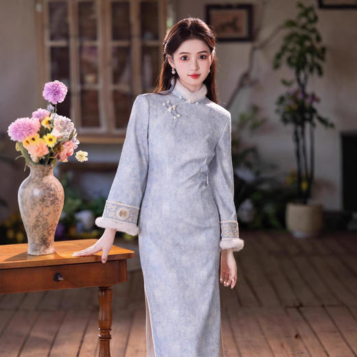 新款加绒加厚加毛倒大袖旗袍刺绣复合提花改良旗袍JL879 商品图0