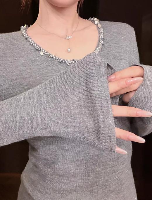 F010780冬季法式气质重工手缝钉钻领亮闪羊毛针织衫 商品图4