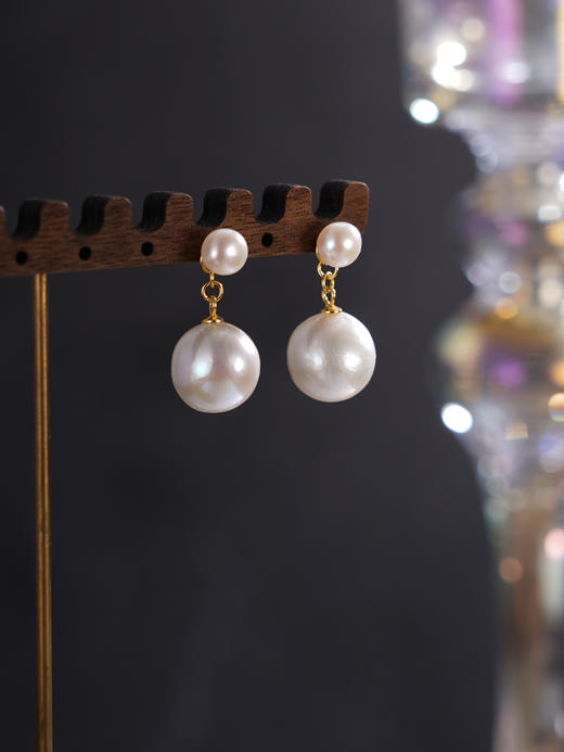 子佩集【珠璨女神】银S925珍珠惜王妃耳钉【SGE1426001】6mm小珠12mm大珠镀金巴洛克双珠吊球2601 商品图4