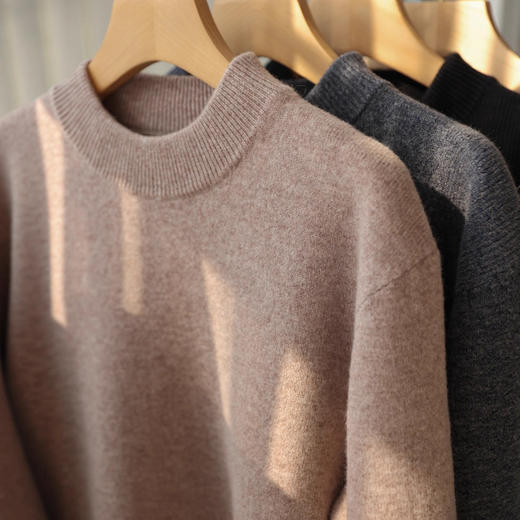 【家属的英雄气概】男装家属福利！2026新款360g全羊毛衫双股纱加密加厚圆领毛衣基础款！ 商品图3