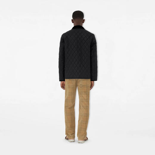 BURBERRY 巴宝莉 男士马术骑士设计标签绗缝尼龙谷仓夹克棉服 黑色 8110356 A1189 商品图5