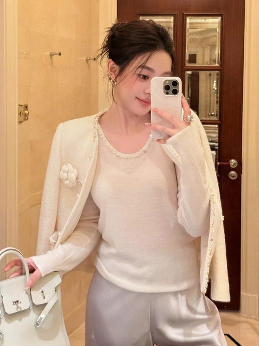 F010780冬季法式气质重工手缝钉钻领亮闪羊毛针织衫 商品图3