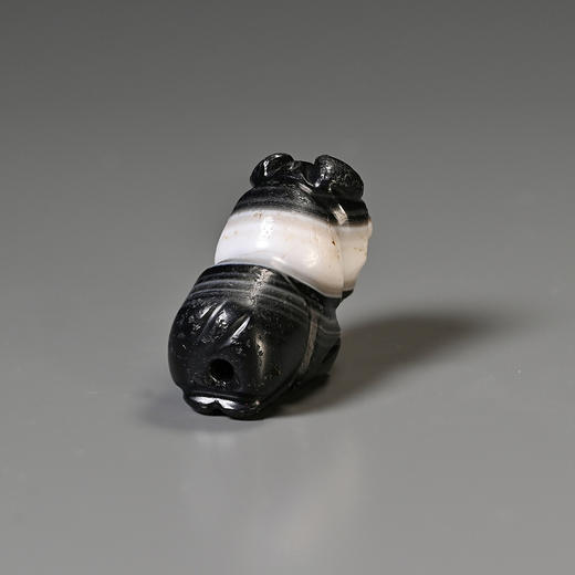 南亚高古缠丝玛瑙圆雕瑞兽 商品图2