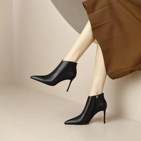 【预售5天】里外纯皮尖头超高跟鞋靴子细跟短靴裸靴性感&M12-1
