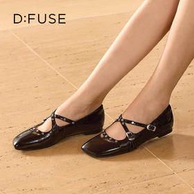 Dfuse迪芙斯2026春季新款尖头双条带铆钉甜酷朋克亮面漆皮单鞋平跟鞋DFE1111048